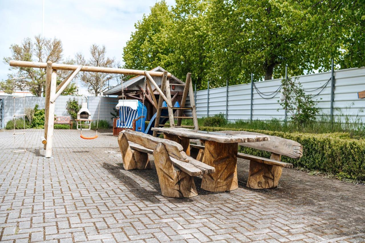 Apartments Am Erdbeerhof Rovershagen Zewnętrze zdjęcie